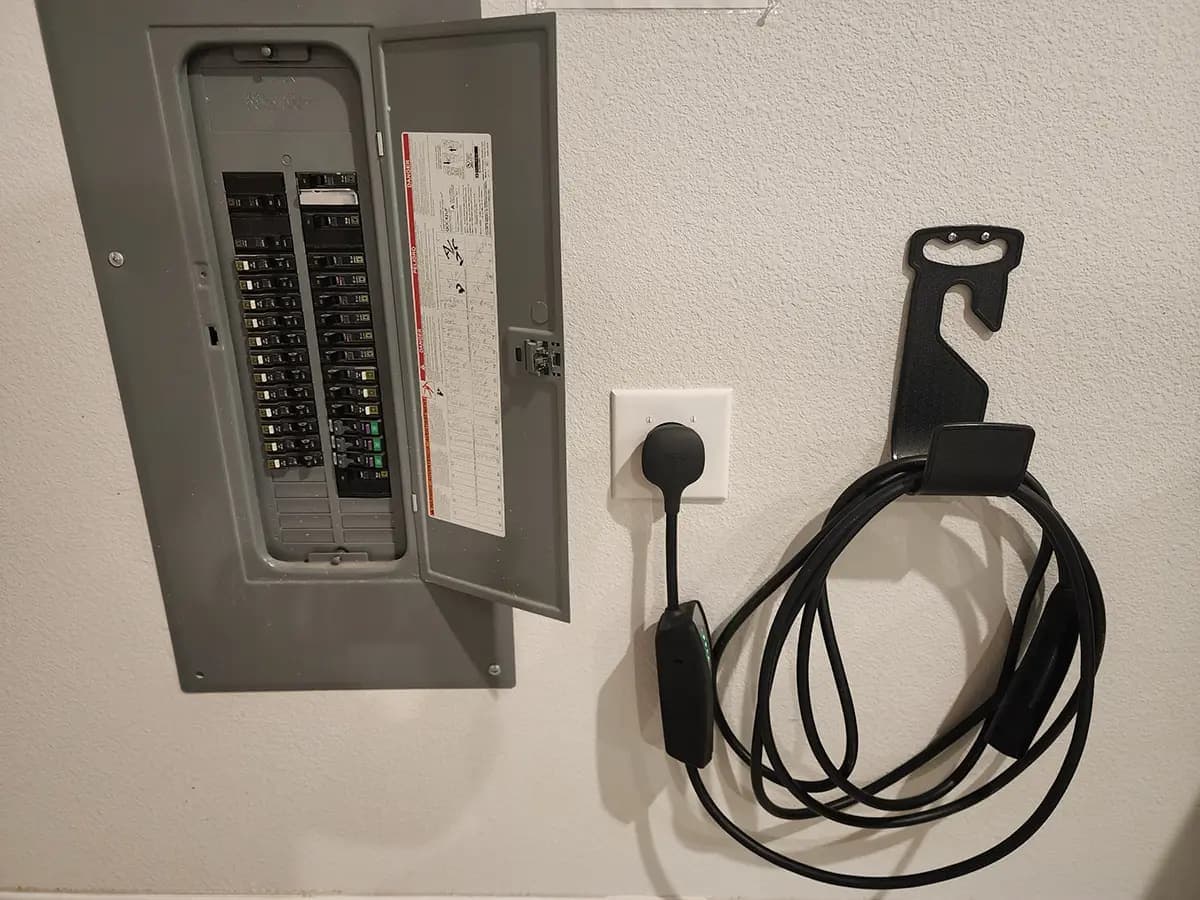 200-amp electrical panel upgrade feeding an EV charger in North Texas